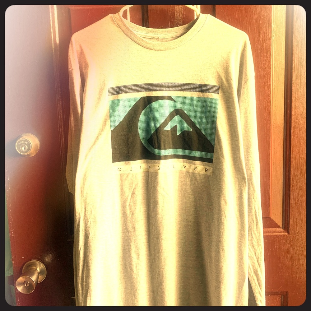 Quiksilver Large Long Sleeve Shirt